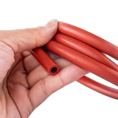 Мека гумена тръба